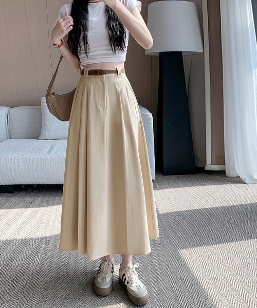 ReRe(リリ)の「ロング丈Aラインスカート(スカート・レディース・ベージュ/ブラック・SMALL/MEDIUM/LARGE/X-LARGE)」の3枚目の写真