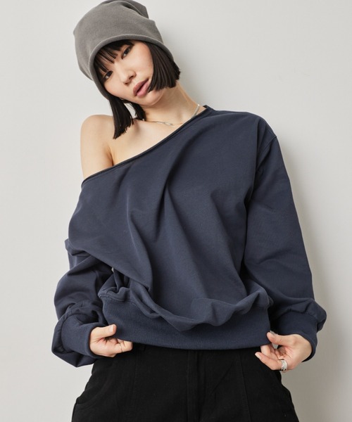 HANNE(アン)の「ワンショルダーライトスウェットトップス(スウェット・レディース・ピンク/ネイビー/オフホワイト・FREE)」の2枚目の写真