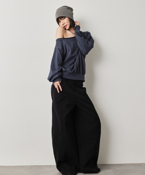 HANNE(アン)の「ワンショルダーライトスウェットトップス(スウェット・レディース・ピンク/ネイビー/オフホワイト・FREE)」の15枚目の写真