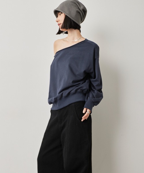 HANNE(アン)の「ワンショルダーライトスウェットトップス(スウェット・レディース・ピンク/ネイビー/オフホワイト・FREE)」の16枚目の写真