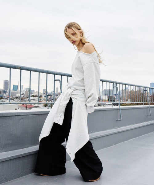 HANNE(アン)の「ワンショルダーライトスウェットトップス(スウェット・レディース・ピンク/ネイビー/オフホワイト・FREE)」の20枚目の写真