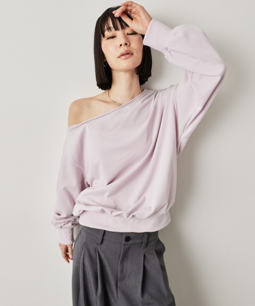 HANNE(アン)の「ワンショルダーライトスウェットトップス(スウェット・レディース・ピンク/ネイビー/オフホワイト・FREE)」の4枚目の写真