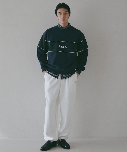 AMERICAN RAG CIE(アメリカンラグシー)の「【AMERICAN RAG CIE】 ロゴスウェット (ユニセックス)(スウェット・レディース・ブラック/ライトグレー/ホワイト/グリーン・LARGE/MEDIUM)」の15枚目の写真