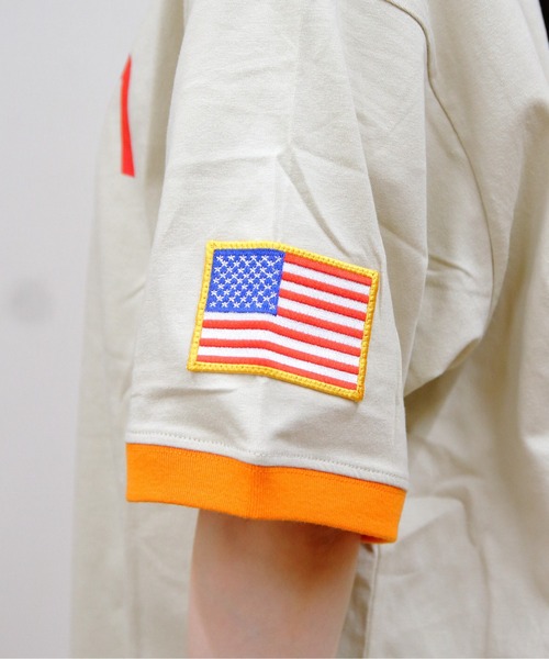 CHUMS(チャムス)の「CHUMS/チャムス スペースリンガーTEE Space Ringer TEE(Tシャツ/カットソー・メンズ・ブラック/グレイッシュベージュ/ホワイト・S/L/M)」の6枚目の写真