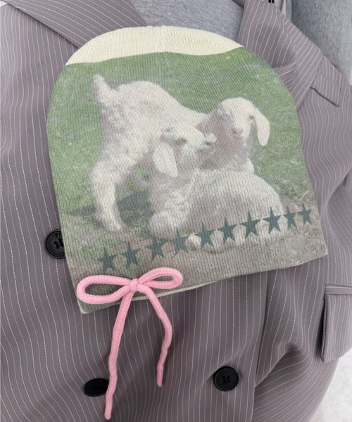 Never mind the XU / Chikashitsu+(ネバーマインド ザ エックスユー / チカシツプラス)の「【Nerd out XU】baby goat ribbon beanie / 【ナードアウトエックスユー】ベイビーゴートリボンビーニー <着用動画あり>(ニットキャップ/ビーニー・レディース・ベージュ・ONE SIZE)」の5枚目の写真