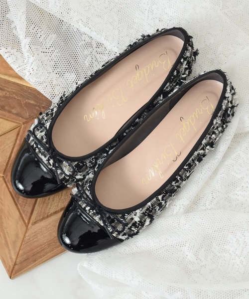 Bridget Birkin(ブリジットバーキン)の「【Bridget Birkin】ラメツイードバレエシューズ(561521)(バレエシューズ・レディース・ベージュ系その他/ブラック系その他/ブルー系その他・23/23.5/24/24.5/22.5)」の1枚目の写真