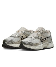 NIKE | NIKE ナイキ WS V5 RNR HQ7901 104(スニーカー)