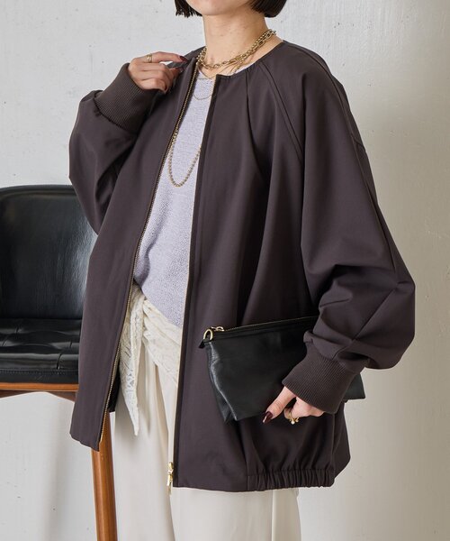 Jena espace merveilleux（ジェナ　エスパスメルヴェイユ）の「裾タックコクーンブルゾン（ベスト・レディース・チャコールグレー・FREE）」の9枚目の写真