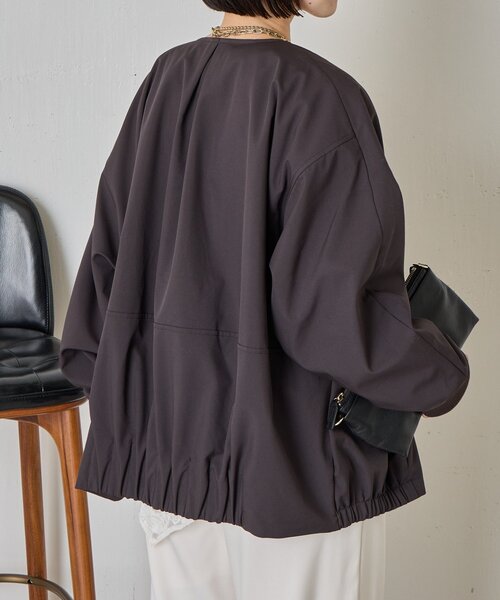 Jena espace merveilleux（ジェナ　エスパスメルヴェイユ）の「裾タックコクーンブルゾン（ベスト・レディース・チャコールグレー・FREE）」の12枚目の写真