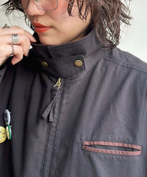 CPCM（シーピーシーエム）の「缶バッジ付きライトワークジャケット（ブルゾン・レディース・ブラウン/ブラック・MEDIUM/LARGE）」の14枚目の写真