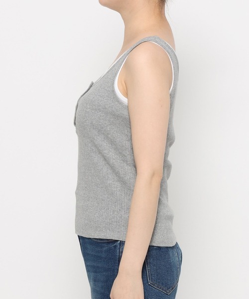 LOWRYS FARM(ローリーズファーム)の「ヘンリーレイヤードタンク 638381(タンクトップ・レディース・ブラック/グレー/レッド/アイボリー・FREE)」の13枚目の写真