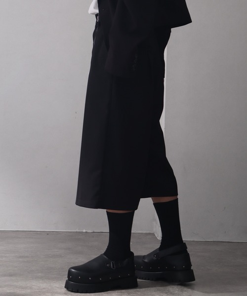 welise（ウェライズ）の「【welise/ウェライズ】ハイグレードヘビーTR  ジッパータックモードハーフスラックス（その他パンツ・メンズ・ブラック/グレー・L/M/S）」の4枚目の写真