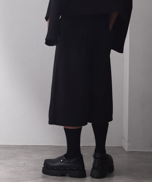 welise（ウェライズ）の「【welise/ウェライズ】ハイグレードヘビーTR  ジッパータックモードハーフスラックス（その他パンツ・メンズ・ブラック/グレー・L/M/S）」の5枚目の写真