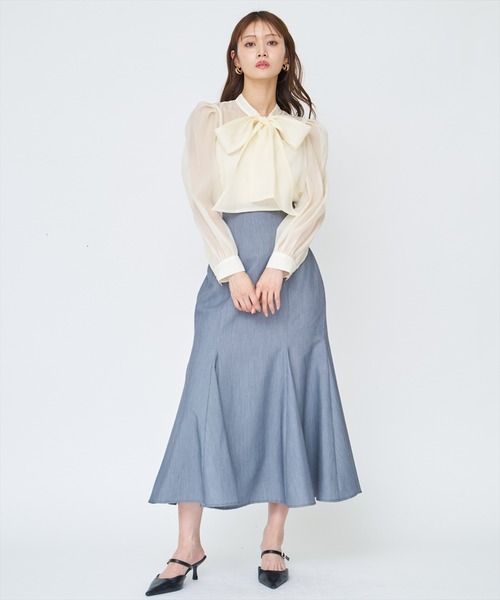 AND COUTURE(アンドクチュール)の「シアーボウタイブラウス(シャツ/ブラウス・レディース・オフホワイト/ブラック/イエロー/ブルー・FREE)」の13枚目の写真