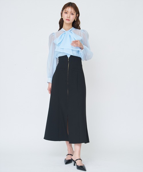 AND COUTURE(アンドクチュール)の「シアーボウタイブラウス(シャツ/ブラウス・レディース・オフホワイト/ブラック/イエロー/ブルー・FREE)」の21枚目の写真
