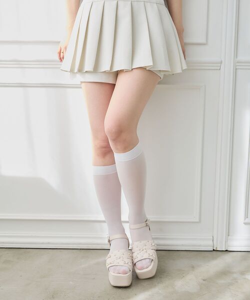 MAJESTIC LEGON(マジェスティックレゴン)の「キルティングビジューリボンサンダル(サンダル・レディース・アイボリー/ブラック・SMALL/MEDIUM/LARGE/X-LARGE)」の15枚目の写真