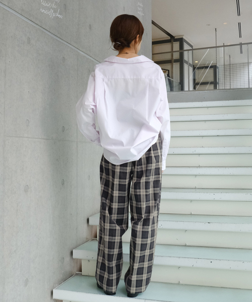 IENA（イエナ）の「Maison IENA 別注 Nell/ネル チェックペグトップパンツ 261-202-61（スラックス・レディース・カーキ・38/36）」の10枚目の写真