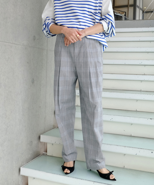 IENA（イエナ）の「Maison IENA 別注 Nell/ネル チェックペグトップパンツ 261-202-61（スラックス・レディース・カーキ・38/36）」の11枚目の写真