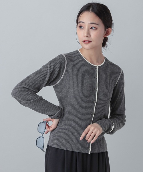 GLOBAL WORK(グローバルワーク)の「MATINEE LINE/シルク混配色カーディガン/646676(カーディガン/ボレロ・レディース・チャコールグレー/ピンク系その他6/ベージュ・LARGE/MEDIUM)」の9枚目の写真