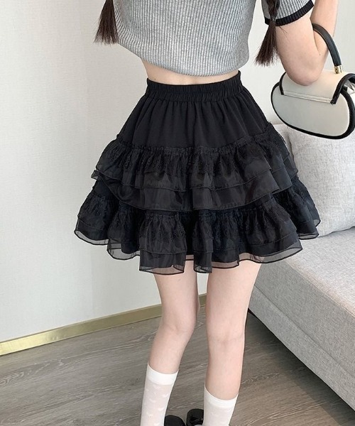 Beststore(ベストストア)の「ボリュームフリル ミニ丈 ティアードスカート(インナーパンツ付)(スカート・レディース・ホワイト/ブラック・M/L/FREE)」の13枚目の写真