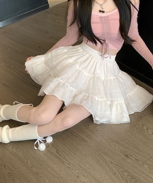 Beststore(ベストストア)の「ボリュームフリル ミニ丈 ティアードスカート(インナーパンツ付)(スカート・レディース・ホワイト/ブラック・M/L/FREE)」の18枚目の写真