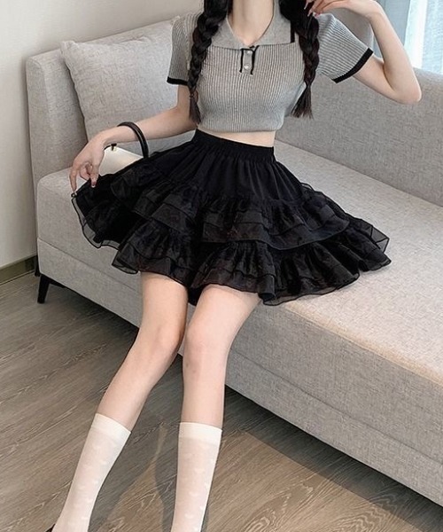 Beststore(ベストストア)の「ボリュームフリル ミニ丈 ティアードスカート(インナーパンツ付)(スカート・レディース・ホワイト/ブラック・M/L/FREE)」の9枚目の写真