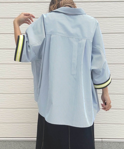 Q（キュー）の「半袖リブドッキングシャツ（シャツ/ブラウス・レディース・ブルー・MEDIUM）」の8枚目の写真