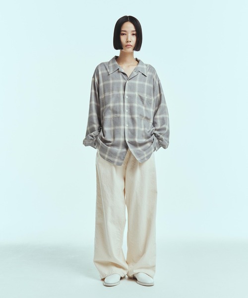 superNova.（スーパーノヴァ）の「Split yoke big shirt（シャツ/ブラウス・メンズ・グレー・SMALL/MEDIUM）」の2枚目の写真