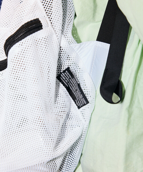 WEEKEND(ER)(ウィークエンダー)の「WEEKEND(ER) × FREAK'S STORE/ウィークエンダー × フリークスストア 別注 MESH DRAWSTRING BACKPACK バックパック(バックパック/リュック・メンズ・ホワイト/オレンジ/グレー/ブラック・ONE SIZE)」の12枚目の写真
