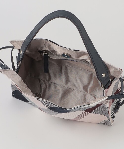 BLUE LABEL CRESTBRIDGE（ブルーレーベルクレストブリッジ）の「クレストブリッジチェックカルゼギャザーバッグ（ショルダーバッグ・レディース・レッド/パープル系その他4・FREE）」の14枚目の写真