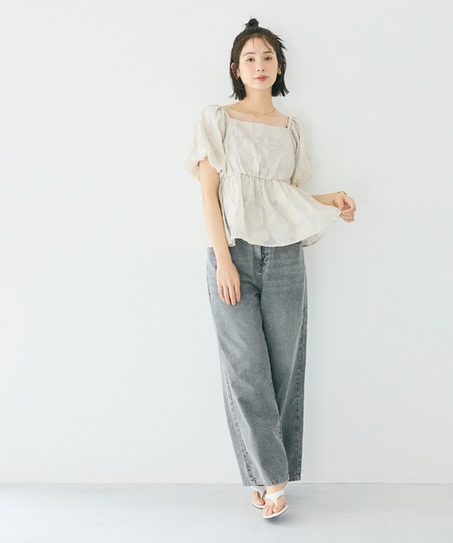 coca(coca)(コカ)の「フラワージャカードブラウス(シャツ/ブラウス・レディース・ライトグレー/ライトピンク・L/M/S)」の3枚目の写真
