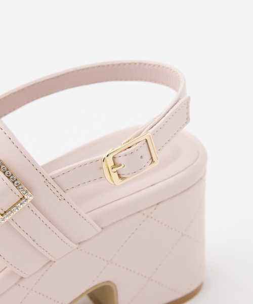 one after another NICE CLAUP（ワンアフターアナザーナイスクラップ）の「ビジューベルトキルティングサンダル（サンダル・レディース・ブラック/アイボリー/ピンク・LARGE/MEDIUM/SMALL）」の6枚目の写真