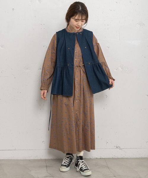 POU DOU DOU（プードゥドゥ）の「ランダムフラワープリントタックワンピース（ワンピース・レディース・オフホワイト/モカ/ブラック・3）」の16枚目の写真