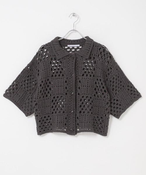 KBF（ケイビーエフ）の「クロシェニットシャツ（ニット/セーター・レディース・カーキ/アイボリー/チャコールグレー・ONE）」の13枚目の写真