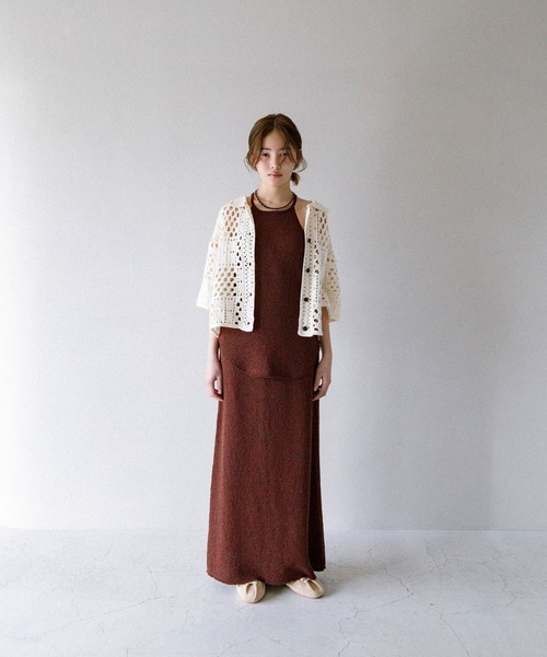 KBF（ケイビーエフ）の「クロシェニットシャツ（ニット/セーター・レディース・カーキ/アイボリー/チャコールグレー・ONE）」の21枚目の写真