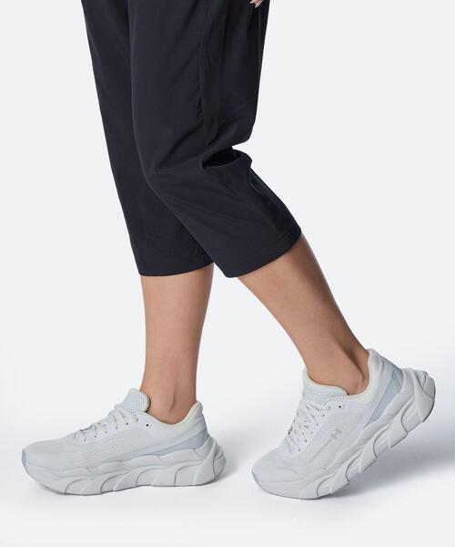 UNDER ARMOUR（アンダーアーマー）の「UAライバル ウーブン カプリパンツ（トレーニング/レディース）（その他パンツ・レディース・ブラック・XL/M/L/S）」の3枚目の写真