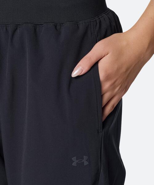 UNDER ARMOUR（アンダーアーマー）の「UAライバル ウーブン カプリパンツ（トレーニング/レディース）（その他パンツ・レディース・ブラック・XL/M/L/S）」の2枚目の写真