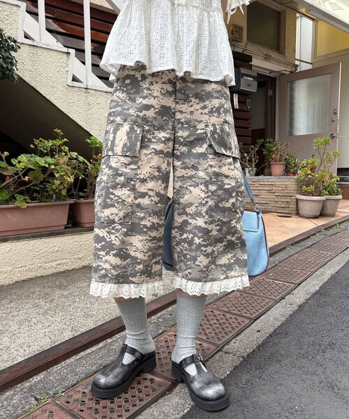 デジカモレースクロップドカーゴパンツ（その他パンツ）｜CIAOPANIC