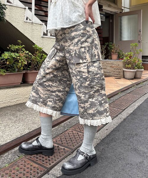 デジカモレースクロップドカーゴパンツ（その他パンツ）｜CIAOPANIC