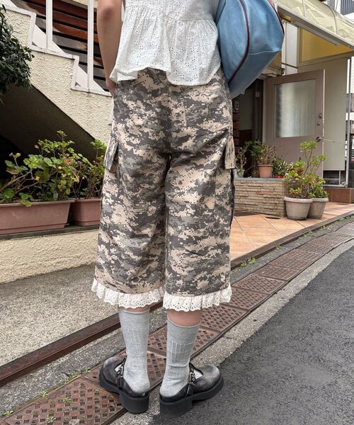 CIAOPANIC（チャオパニック）の「デジカモレースクロップドカーゴパンツ（その他パンツ・レディース・カーキ/ベージュ/ブラウン・ONE SIZE）」の12枚目の写真