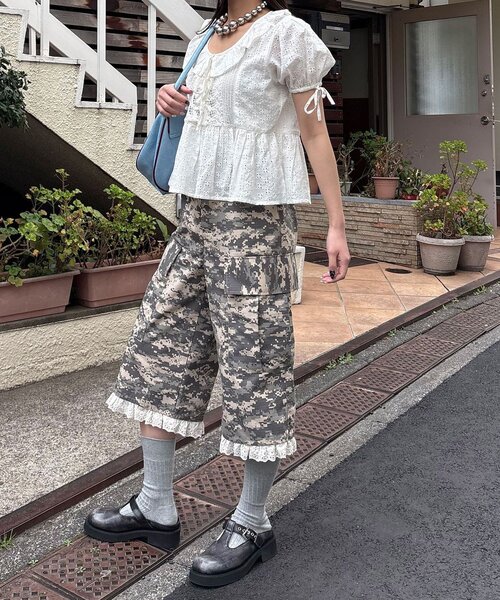 CIAOPANIC（チャオパニック）の「デジカモレースクロップドカーゴパンツ（その他パンツ・レディース・カーキ/ベージュ/ブラウン・ONE SIZE）」の14枚目の写真