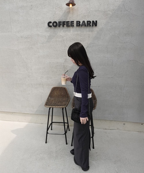 Reurie'(レウリィ)の「ドットVラップトップ(ayaka select) / きれいめ オフィスカジュアル 長袖 肌見せ 韓国(Tシャツ/カットソー・レディース・アイボリー/ホワイト/ネイビー・FREE)」の19枚目の写真