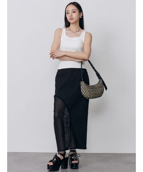 MURUA(ムルーア)の「カップ付きバックレースアップテレコタンク 夏服(タンクトップ・レディース・カーキ/ブラック/ホワイト/マスタード・FREE)」の7枚目の写真