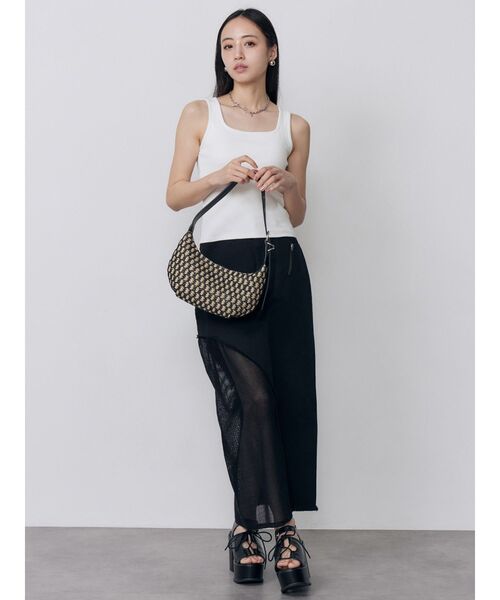 MURUA(ムルーア)の「カップ付きバックレースアップテレコタンク 夏服(タンクトップ・レディース・カーキ/ブラック/ホワイト/マスタード・FREE)」の8枚目の写真