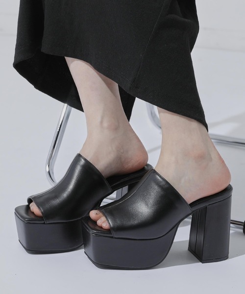 ANAP(アナップ)の「シングルベルト 厚底サンダル(サンダル・レディース・ブラック・S/M/L)」の3枚目の写真