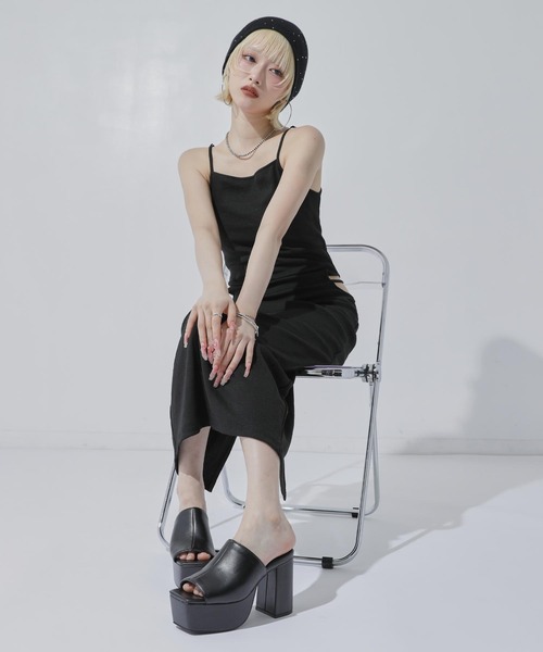 ANAP(アナップ)の「シングルベルト 厚底サンダル(サンダル・レディース・ブラック・S/M/L)」の5枚目の写真
