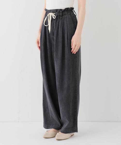 SLOBE IENA(スローブイエナ)の「LE DENIM DRAW WAISTバギーパンツ(デニムパンツ・レディース・ブラック・38/36)」の17枚目の写真