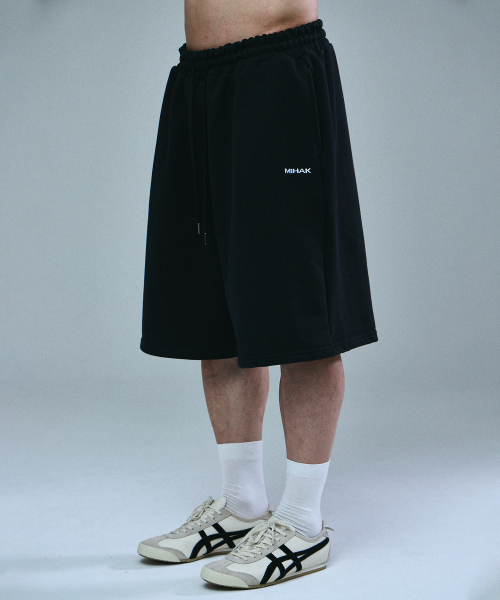 MIHAK（ミハク）の「ポケットロゴバミューダパンツ (ネイビー)（その他パンツ・メンズ・その他・3/1/2）」の5枚目の写真