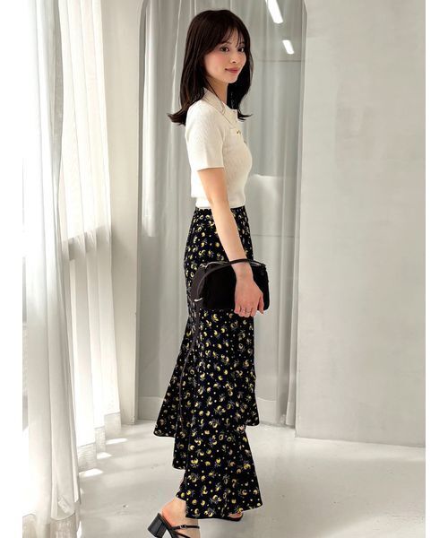SNIDEL（スナイデル）の「Sustainableフルーツプリントマーメイドスカート（スカート・レディース・ダークネイビー/ピンク/アイボリー・1/0）」の5枚目の写真