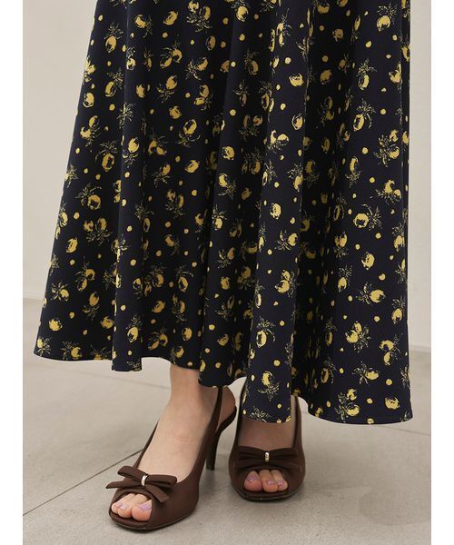 SNIDEL（スナイデル）の「Sustainableフルーツプリントマーメイドスカート（スカート・レディース・ダークネイビー/ピンク/アイボリー・1/0）」の13枚目の写真
